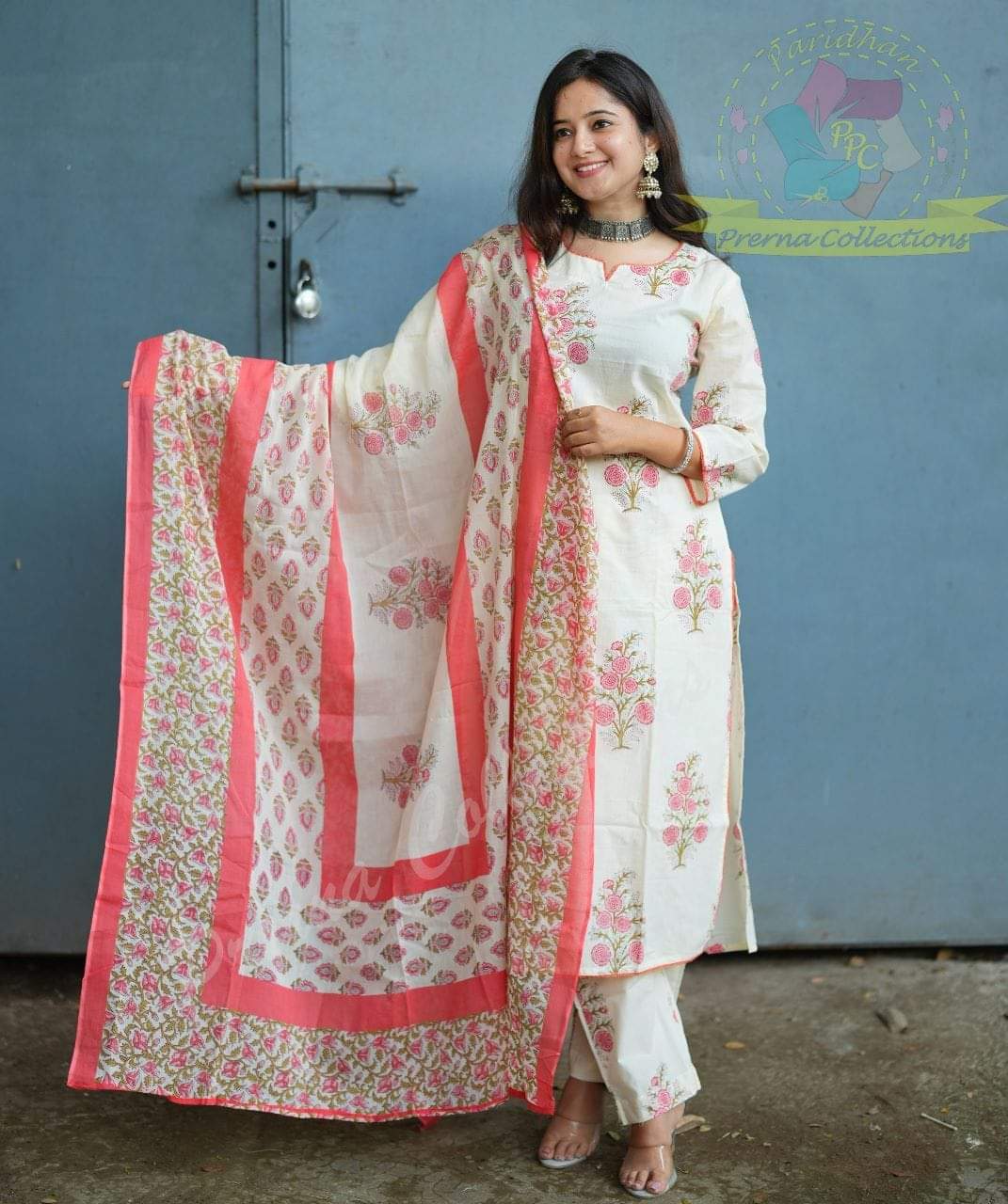 Elegant Mughal Butta Pure Cotton Kurti Set with Mul Cotton Dupatta